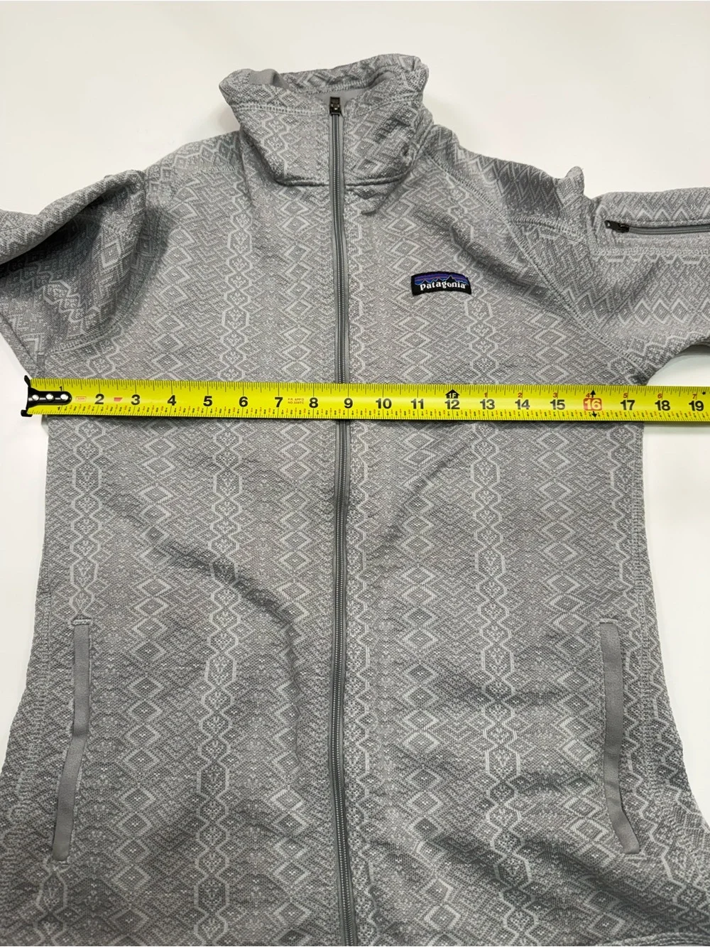 Patagonia Light Gray Patterned Full-Zip Jacket - Picture 7 of 9